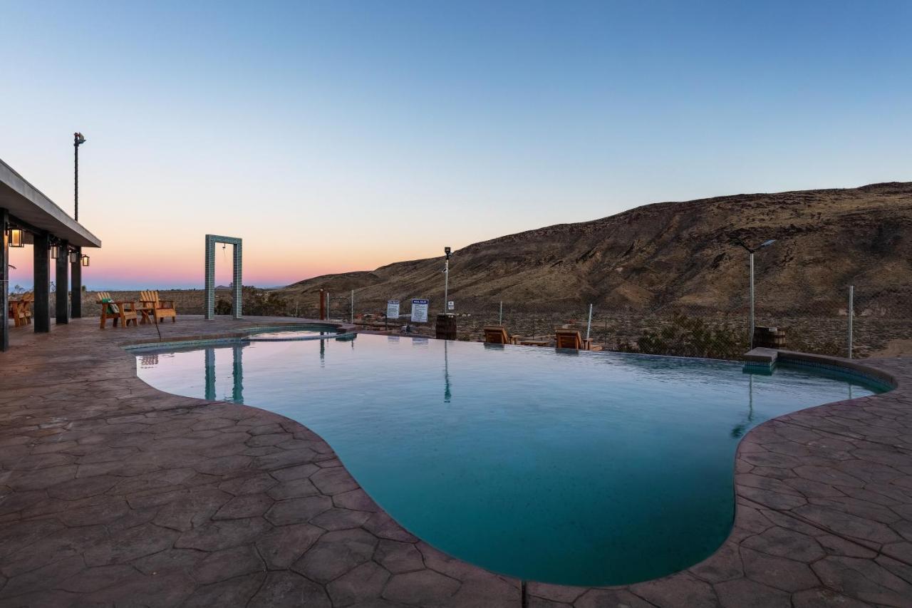 Wind Hill Hotel Yucca Valley Eksteriør billede